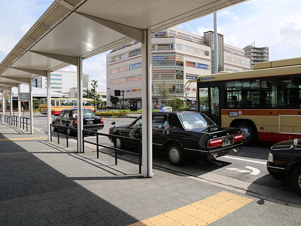 タクシー乗り場